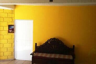 هتل Villas Yoleth