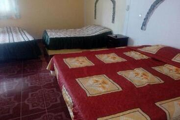هتل Villas Yoleth