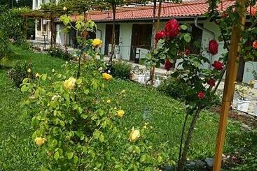 膳宿费 Sirius Guest House