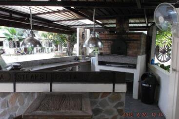 Ryans Resort