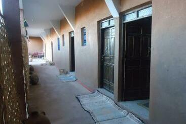 هتل Auberge L Oasis