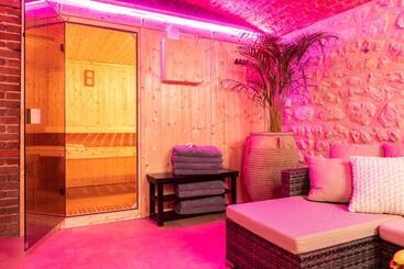 Townhouse Trouville   Appart Hotel & Studios