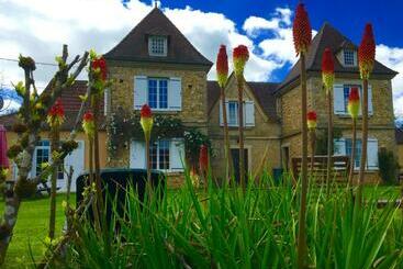 住宿加早餐  Le Chevrefeuille Chambres D Hotes Et Gîtes De Charme
