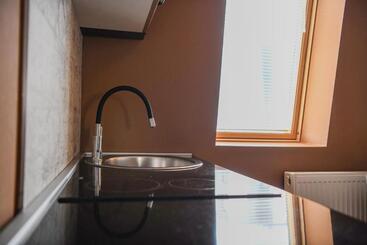 پانسیون Apartments And Rooms Max Well