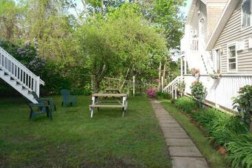 هتل Atlantic Breeze Inn