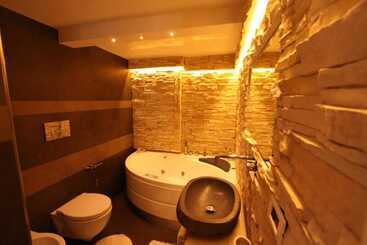 هتل Bellavista Suites