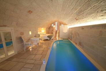 هتل Bellavista Suites