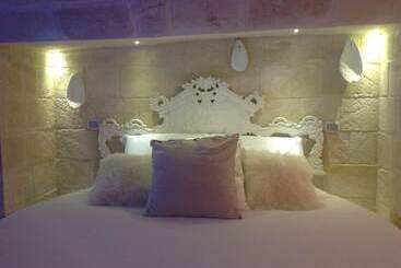 هتل Bellavista Suites