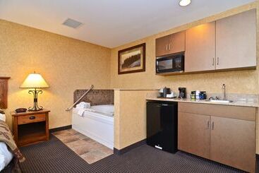 ホテル Best Western Plus Kelly Inn And Suites