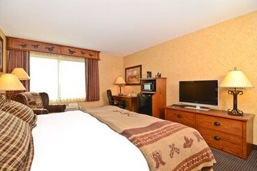 ホテル Best Western Plus Kelly Inn And Suites