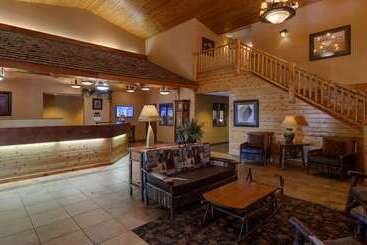 ホテル Best Western Plus Kelly Inn And Suites