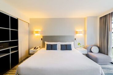 هتل Best Western Sukhumvit 20