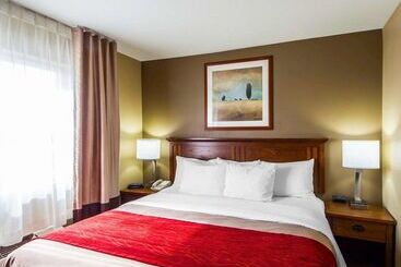 هتل Comfort Inn & Suites Ponca City Near Marland Mansion