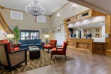 هتل Comfort Inn & Suites Ponca City Near Marland Mansion