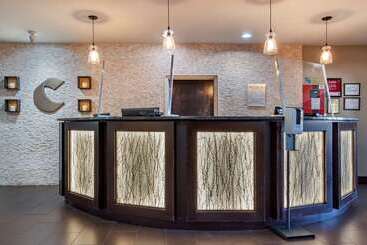 هتل Comfort Suites