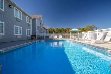 هتل Days Inn By Wyndham Mountain Home