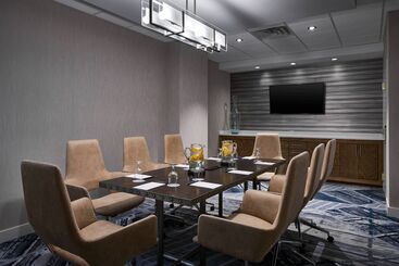 Delta Hotels By Marriott Norfolk Airport