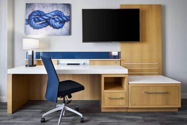 Delta Hotels By Marriott Norfolk Airport