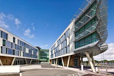 Doubletree By Hilton Hotel Newcastle International Airport