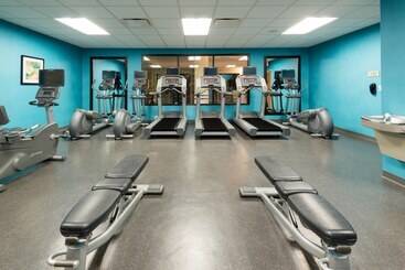 هتل Fairfield Inn & Suites Louisville Downtown