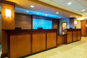 هتل Fairfield Inn & Suites Louisville Downtown