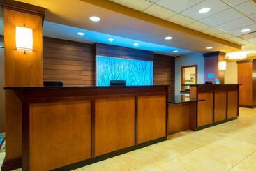 هتل Fairfield Inn & Suites Louisville Downtown
