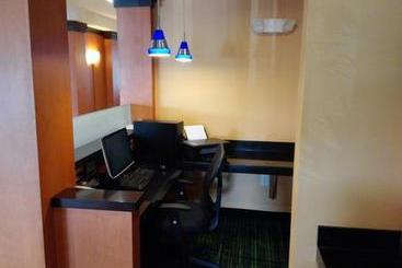 هتل Fairfield Inn & Suites Indianapolis Avon