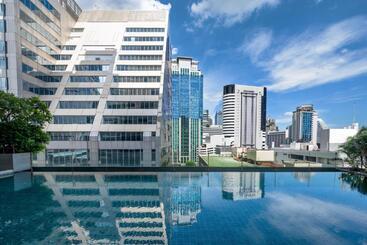 هتل Four Points by Sheraton Bangkok Ploenchit