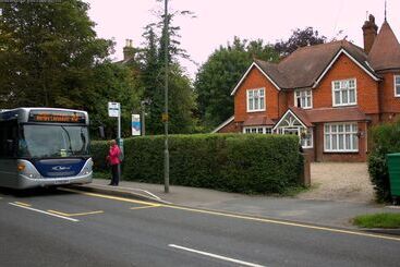 Отель Gatwick Turret Guest House