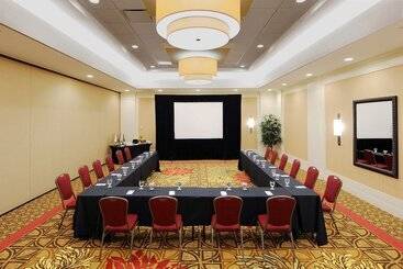 هتل Hilton Garden Inn Atlanta Airport North