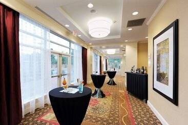 هتل Hilton Garden Inn Atlanta Airport North