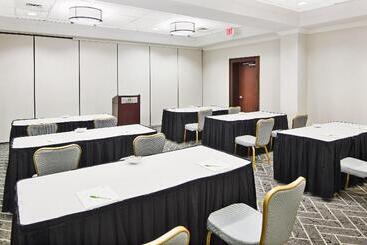 هتل Holiday Inn Augusta West I 20, An Ihg