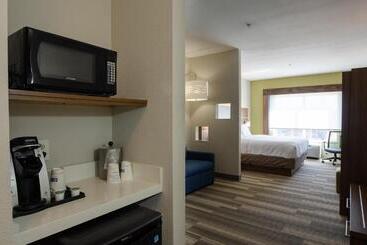 Holiday Inn Express Hotel & Suites Atlanta Airport West   Camp Creek, An Ihg