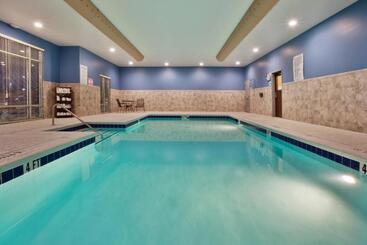 Holiday Inn Express Hotel & Suites Atlanta Airport West   Camp Creek, An Ihg