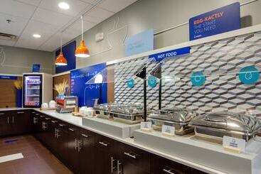 Holiday Inn Express Hotel & Suites Atlanta Airport West   Camp Creek, An Ihg