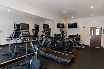 Holiday Inn Express Hotel & Suites Atlanta Airport West   Camp Creek, An Ihg