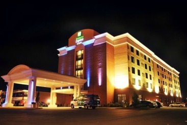 Holiday Inn Express Hotel & Suites Norfolk Airport, An Ihg