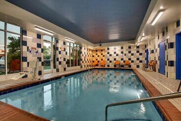 هتل Holiday Inn Express Georgetown, An Ihg