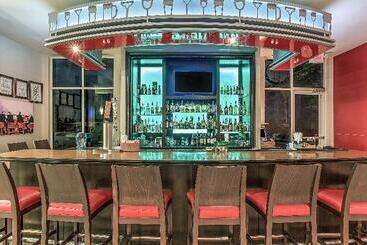 هتل Holiday Inn Louisville Airport   Fair/expo, An Ihg