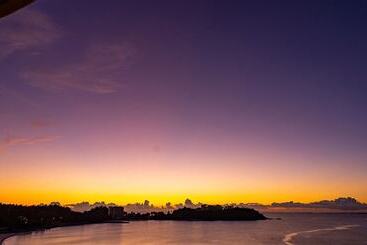 هتل Kanehide Kise Beach Palace