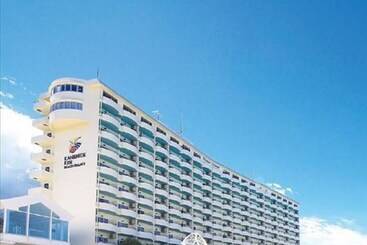 هتل Kanehide Kise Beach Palace