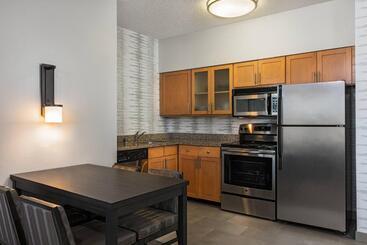 هتل Residence Inn Louisville Downtown