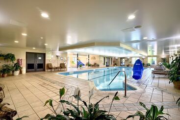 هتل Roosevelt Inn And Suites Saratoga Springs