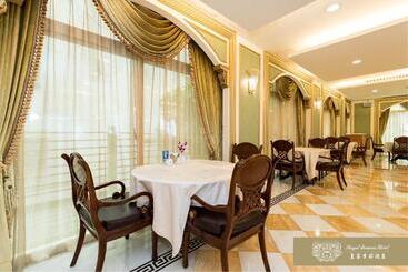 هتل Royal Seasons  Taipeibeitou