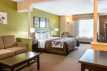 هتل Sleep Inn & Suites
