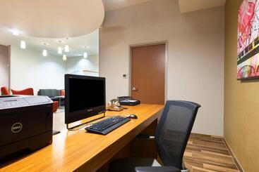 هتل Springhill Suites Louisville Downtown