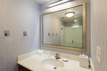 هتل Springhill Suites Louisville Downtown