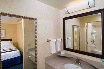 هتل Springhill Suites Norfolk Old Dominion University
