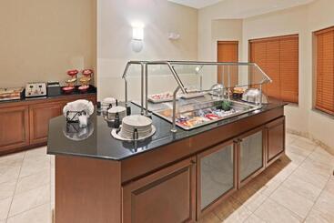 هتل Staybridge Suites Oklahoma City Airport By Ihg