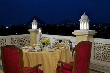 هتل Gateway Nashik